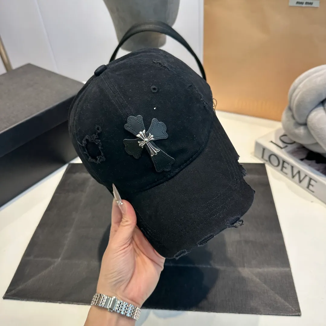 P60 Chrome Hearts 💓Early spring Korean style fashion retro distressed hole hat worn design versatile baseball cap peaked cap